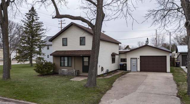 Photo of 204 E Wisconsin St, Weyauwega, WI 54983