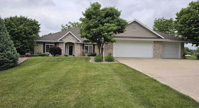 Photo of E6380 Esther Dr, Manawa, WI 54949