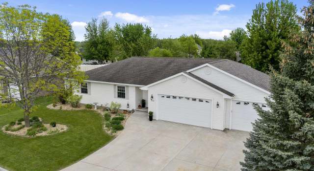 Photo of 1132 Aster Ln, Winneconne, WI 54986