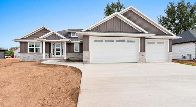 Photo of 1362 Highland Ridge Dr, Ashwaubenon, WI 54115