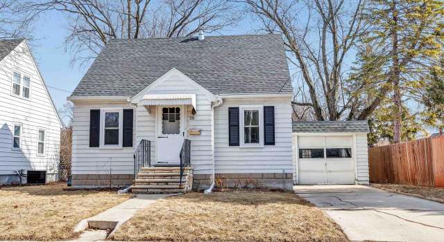 Photo of 333 Oak Grove Ave, Green Bay, WI 54302