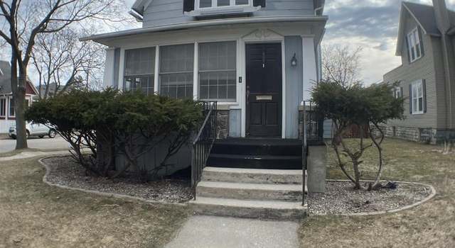 Photo of 402 Jefferson St, Marinette, WI 54143