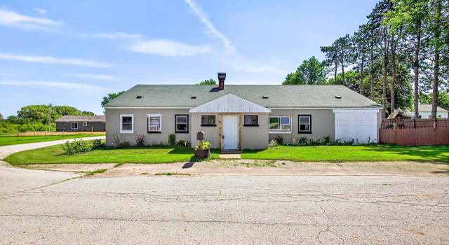 Photo of 109 Park St, Bear Creek, WI 54922