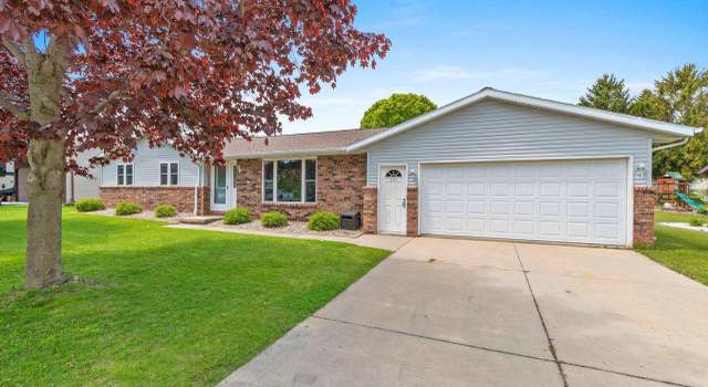 Photo of 1313 Sun Terrace St, Luxemburg, WI 54217