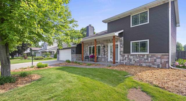 Photo of 2401 Ingold Ct, Green Bay, WI 54313