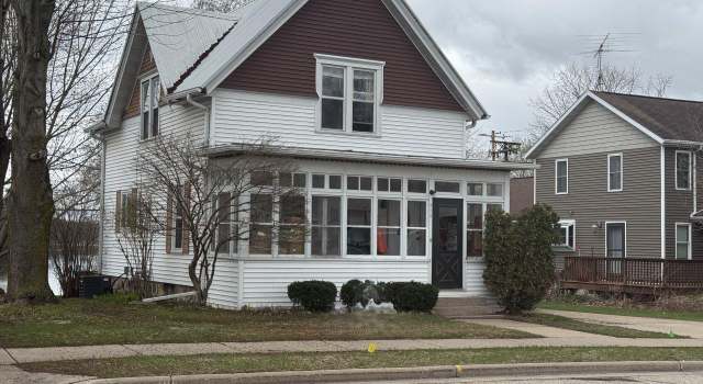Photo of 509 N Main St, Marion, WI 54950