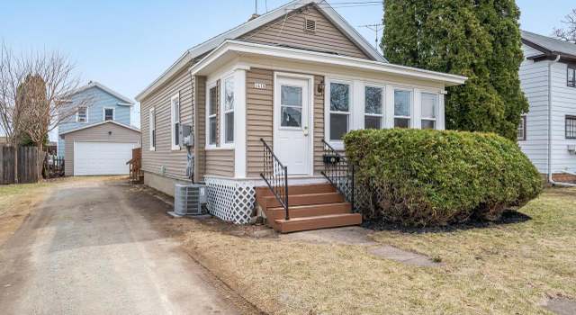 Photo of 1418 Jefferson St, Oshkosh, WI 54901