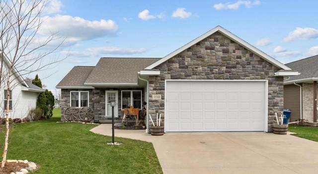 Photo of 233 Theunis Dr, Wrightstown, WI 54180