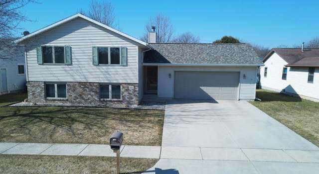 Photo of 1601 Fairlawn Ave, North Fond Du Lac, WI 54937