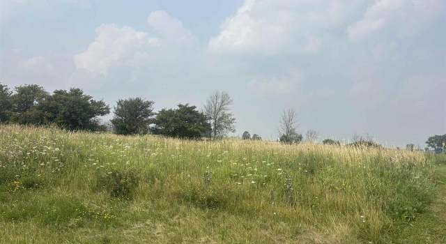 Photo of N9013 Wildflower Ln, Brillion, WI 54110