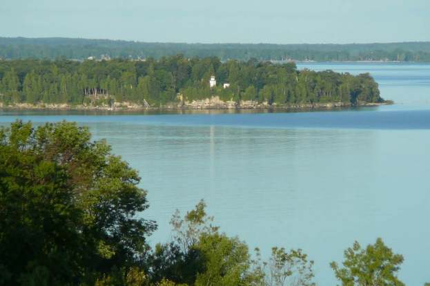 4863 Bay Shore Hghts Dr Sturgeon Bay Wi 54325 Mls 50201721