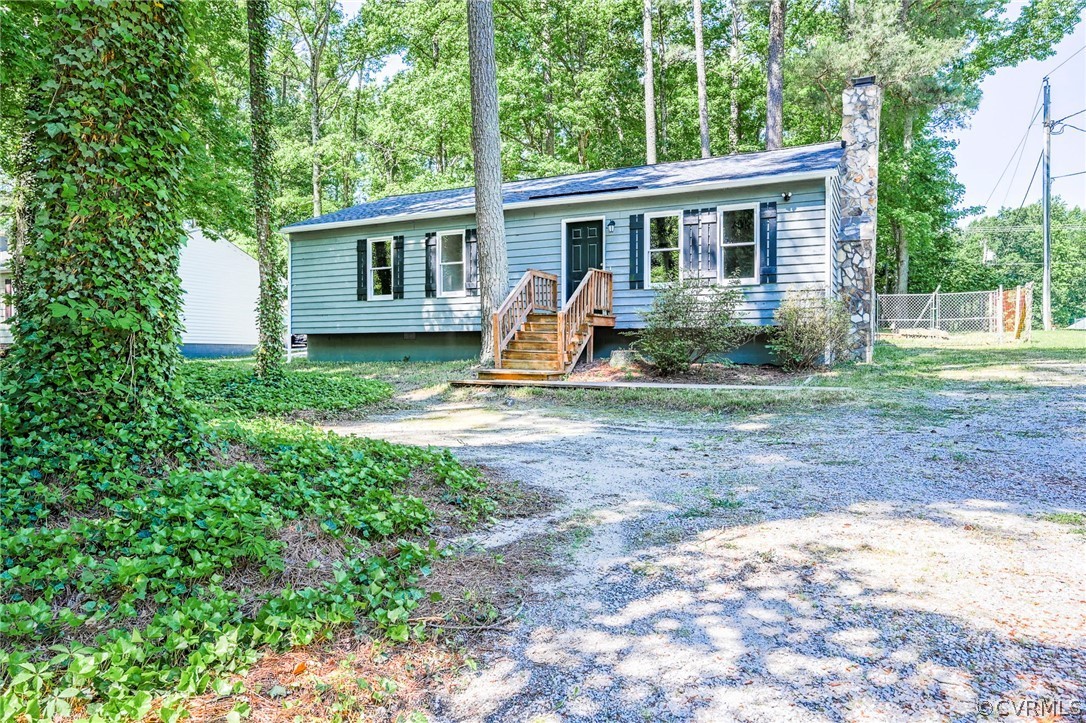 21100 Matoaca Rd, Chesterfield, VA 23803