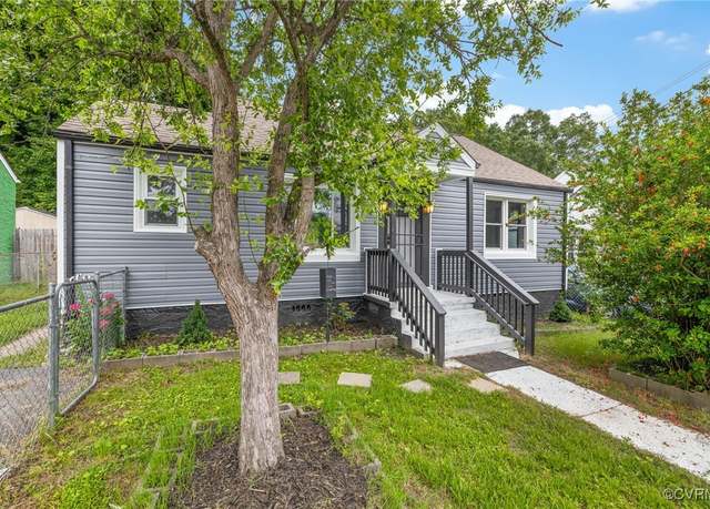 Property at 327 S 12th Ave, Hopewell, VA 23860, 3 beds, 2 baths