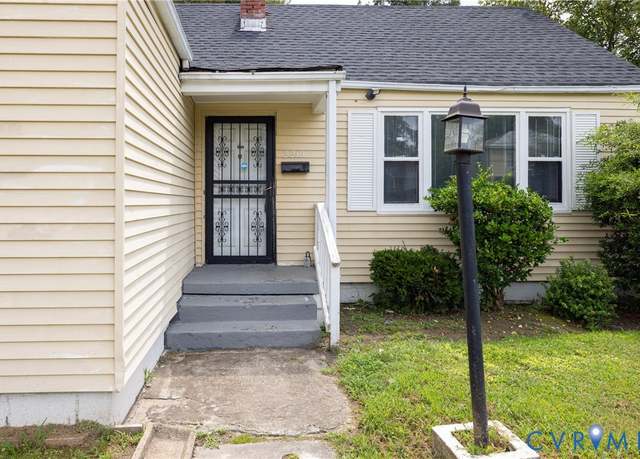 Property at 2212 Fernadale, Petersburg, VA 23803, 3 beds, 1 bath