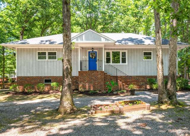 Property at 4520 Eves Ln, Chester, VA 23831, 4 beds, 3 baths