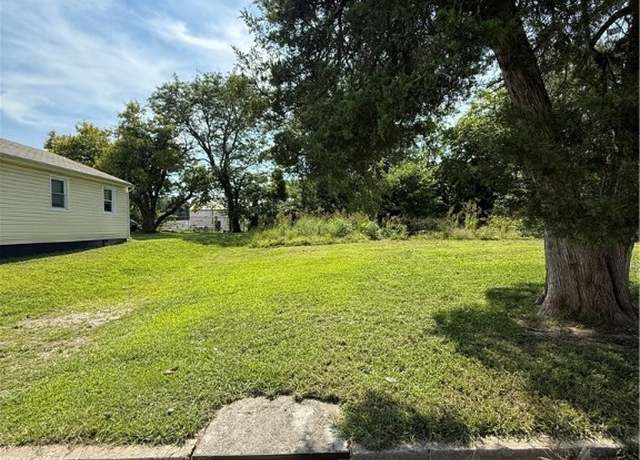 Property at 734 Mount Airy St, Petersburg, VA 23803