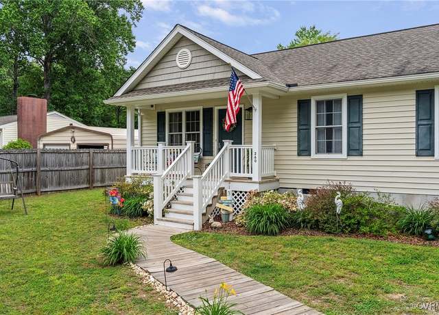 Property at 260 Woodberry Dr, Hartfield, VA 23071, 3 beds, 2 baths