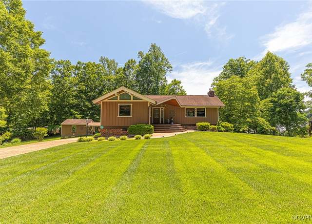 Property at 6816 Lakeshore Dr, Quinton, VA 23141, 2 beds, 2 baths