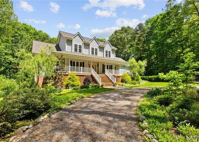 Property at 2850 Manahoc Trl, Powhatan, VA 23139, 4 beds, 3.5 baths