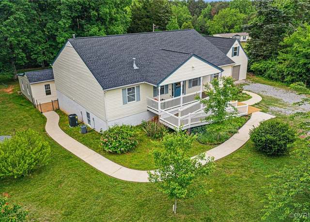 Property at 5541 Cedar Ln, Amelia Courthouse, VA 23002, 8 beds, 6 baths