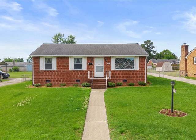Property at 303 Mac Arthur Ave, Colonial Heights, VA 23834, 3 beds, 1 bath