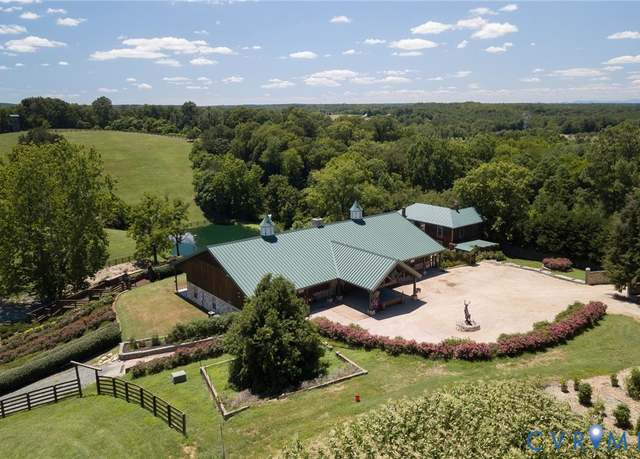 Property at 240 Stoneleigh Rd, Palmyra, VA 22963, 6 beds, 3.5 baths