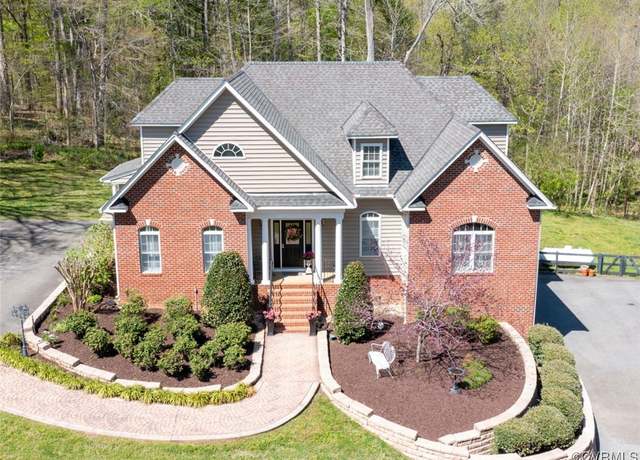 Property at 1300 Huguenot Trl, Powhatan, VA 23139, 4 beds, 3.5 baths