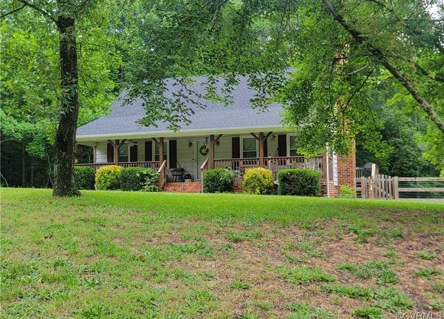Property at 4540 Woodview Dr, Sandston, VA 23150, 3 beds, 2 baths