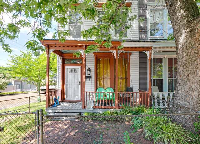 Property at 430 S Pine St, Richmond, VA 23220, 3 beds, 1.5 baths