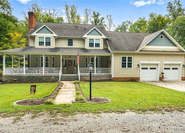 Property at 103 Steven St, Farmville, VA 23901, 5 beds, 5.5 baths