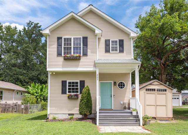 Property at 202 Linden St, Ashland, VA 23005, 3 beds, 2.5 baths