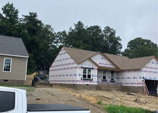 Property at 3867 Perthshire Ln, Colonial Heights, VA 23834, 3 beds, 2 baths