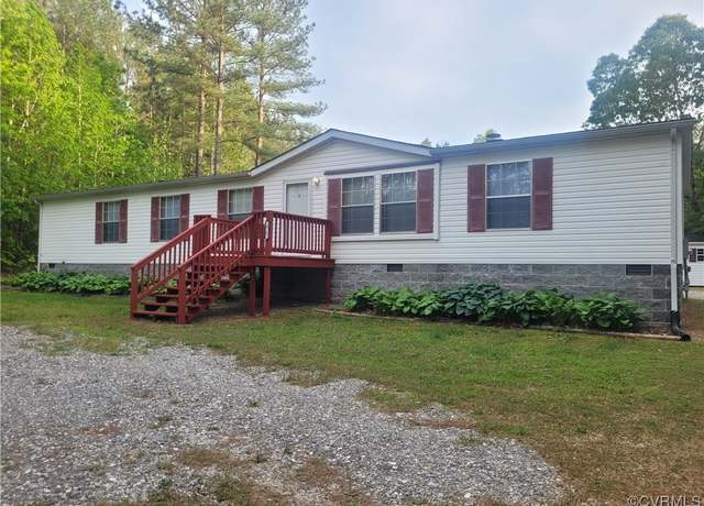 Property at 81 Carriage Hill Rd, Farmville, VA 23901, 3 beds, 3 baths