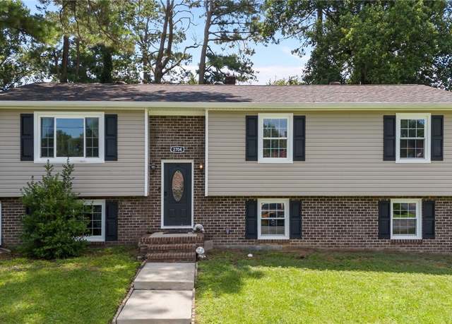 Property at 2704 Toronto Ln, Prince George, VA 23875, 4 beds, 2.5 baths