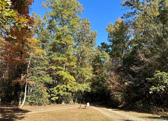 Property at 426 Coalfield Rd, Midlothian, VA 23114, 3 beds, 2 baths