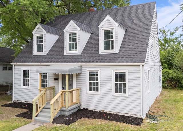 Property at 205 S 4th Ave, Hopewell, VA 23860, 3 beds, 1.5 baths