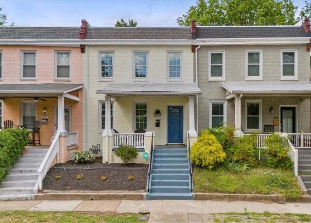 Property at 3218 Grayland Ave, Richmond, VA 23221, 3 beds, 1.5 baths