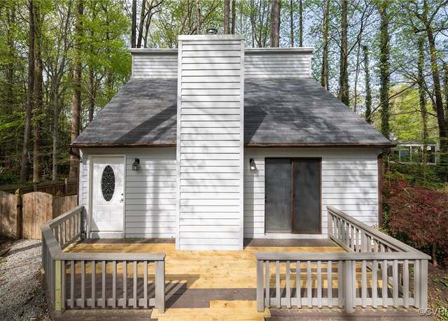 Property at 4801 Brickell Ln, Chesterfield, VA 23832, 2 beds, 1 bath
