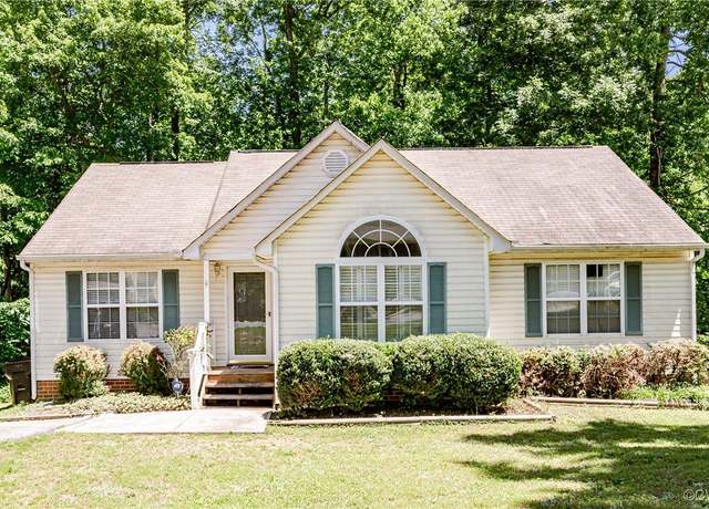 Property at 2707 Quisenberry St, Midlothian, VA 23112, 3 beds, 2 baths