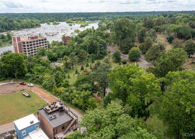 Property at 816 Riverside Park, Richmond, VA 23220, 4 beds, 3.5 baths