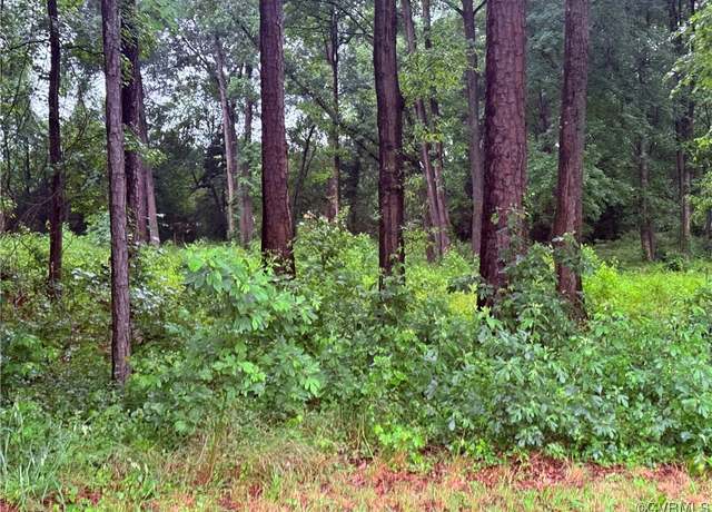 Property at 621 N Airport Dr, Henrico, VA 23075
