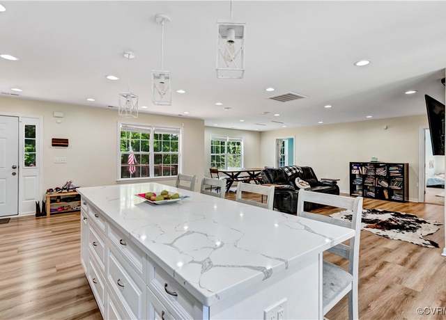 Property at 8118 Mimosa Hill Ln, Mechanicsville, VA 23116, 5 beds, 4 baths
