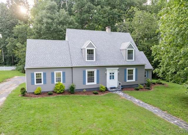 Property at 706 College Ave, Blackstone, VA 23824, 4 beds, 2.5 baths