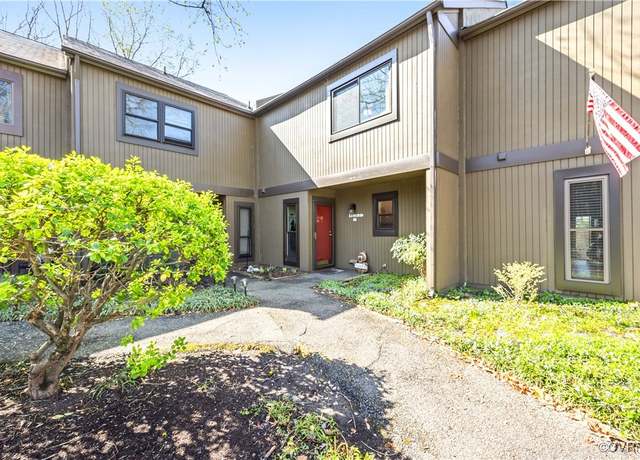Property at 11629 E Briar Patch Dr, Midlothian, VA 23113, 3 beds, 2.5 baths