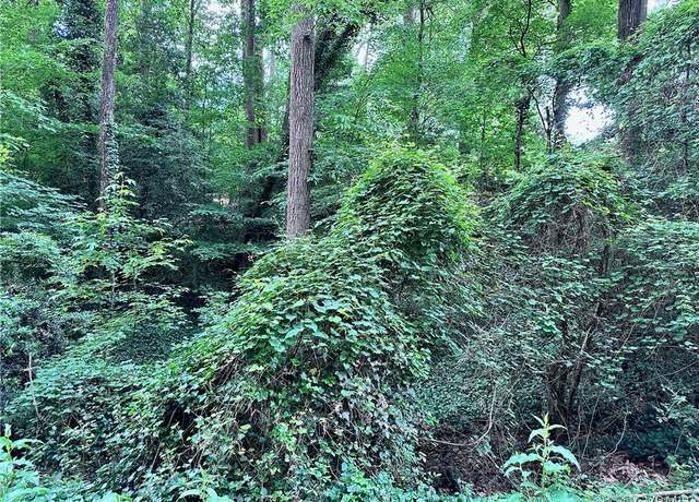 Property at 9617 Fernleigh Dr, Richmond, VA 23235