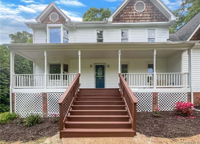 Property at 1326 Wesanne Ln, Midlothian, VA 23114, 5 beds, 2.5 baths