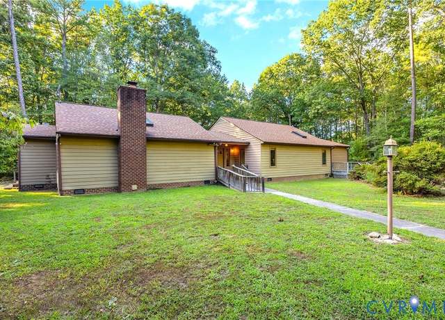 Property at 12298 Yowell Rd, Ashland, VA 23005, 3 beds, 2 baths