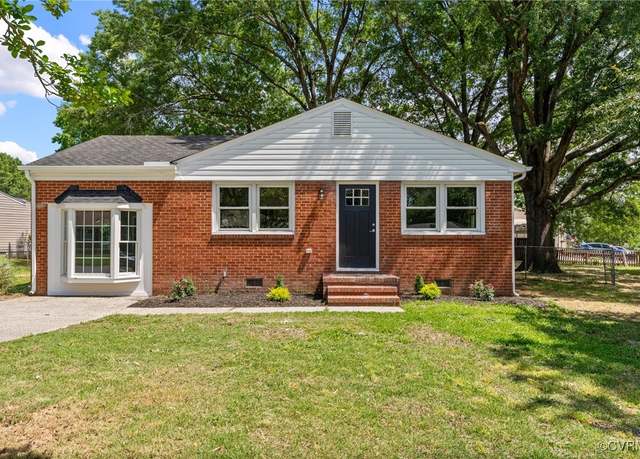 Property at 530 Lock Ln, Petersburg, VA 23805, 4 beds, 2 baths