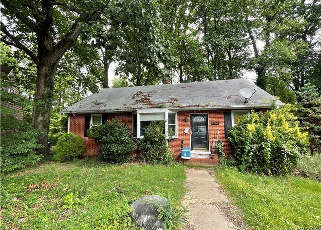 Property at 1908 Hillcrest Cir, Richmond, VA 23225, 4 beds, 1 bath
