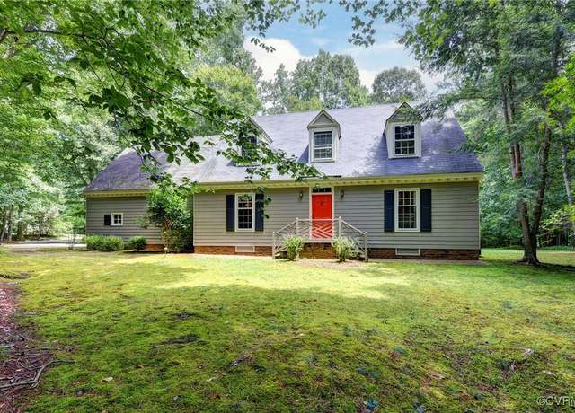 Property at 114 Crownpoint Rd, Williamsburg, VA 23185, 4 beds, 3.5 baths